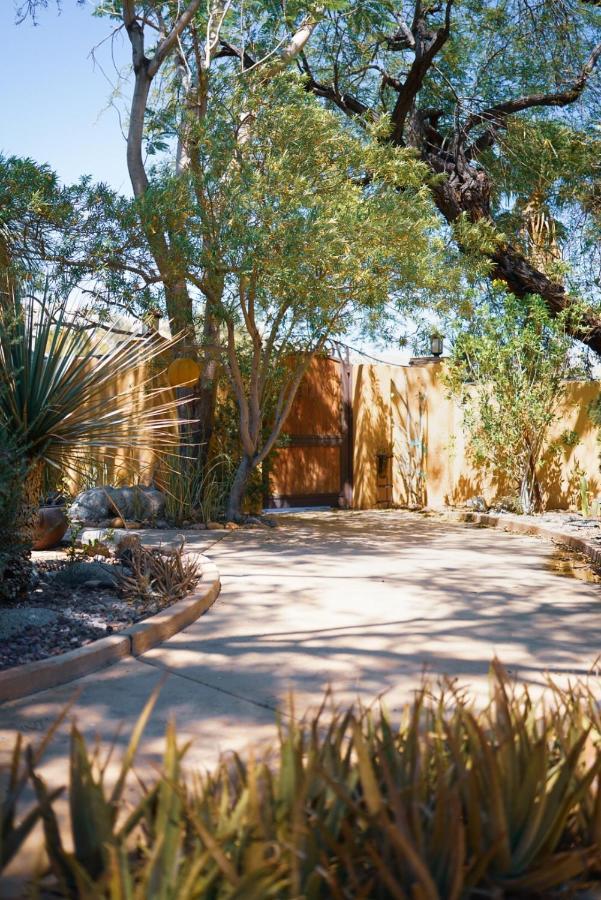 Hotel The Good House- Hot Spring Hideaway à Desert Hot Springs Extérieur photo